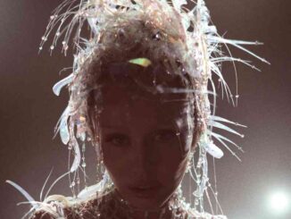 Miley Cyrus - End of the World