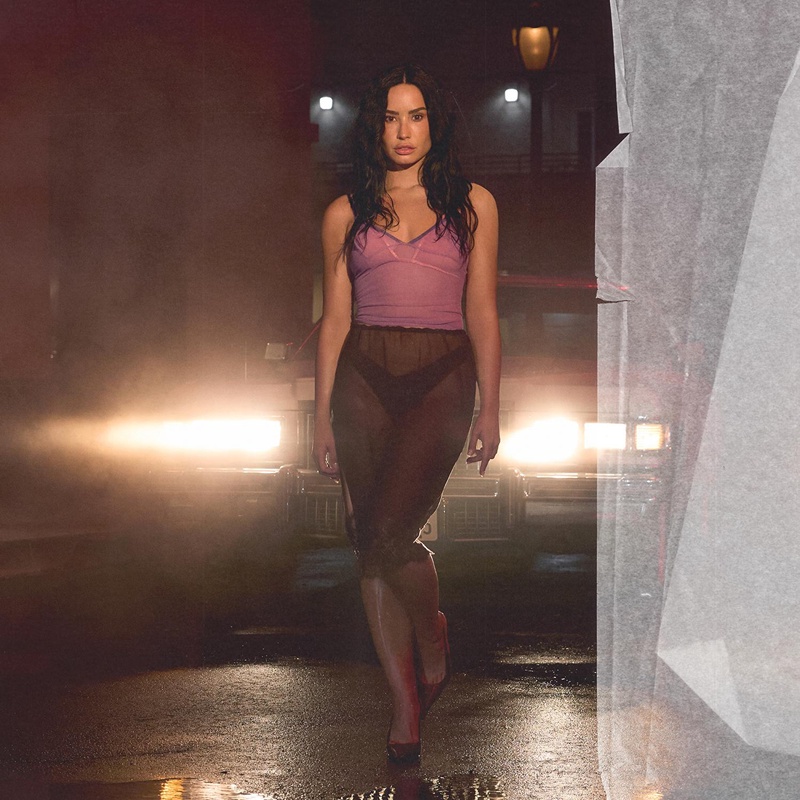 Demi Lovato - Here All Night